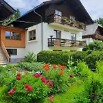 Haus Alpina アパート ヴァイセンゼー