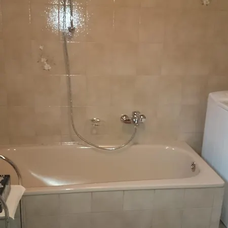 Haus Alpina * Weissensee